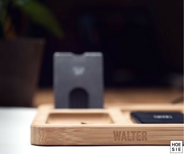 Walter Bamboo Dock met Wireless Charger - Walter Wallet