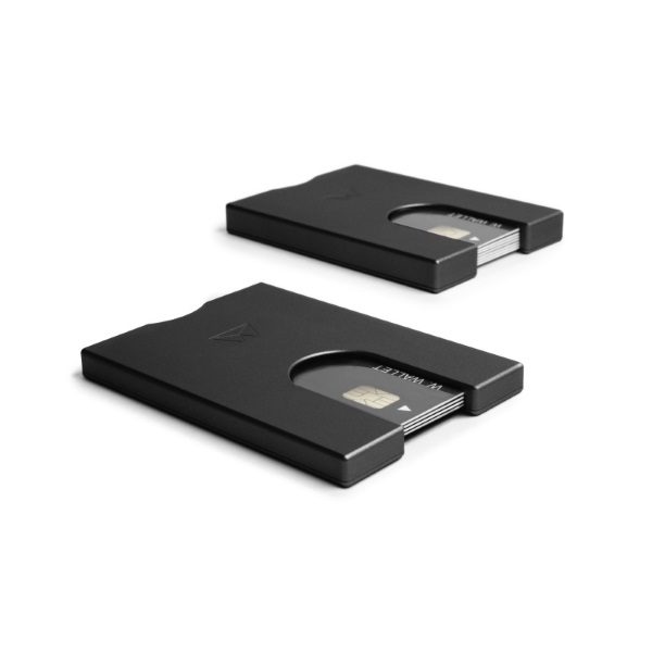 walter-wallet-slim-aluminium-wallet-black-set-creditcard